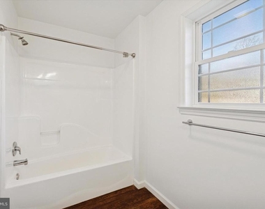 98 N Bacton Hill Road - Photo Thumbnail 9