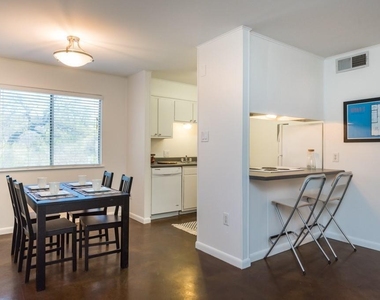 3914 Avenue D - Photo Thumbnail 1