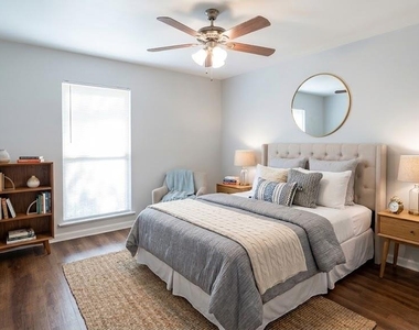 2301 Ohlen Rd - Photo Thumbnail 5