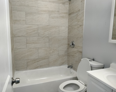 1943 W 48th Street - Photo Thumbnail 27
