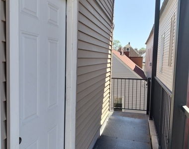 1943 W 48th Street - Photo Thumbnail 3