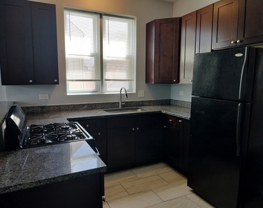 1943 W 48th Street - Photo Thumbnail 8