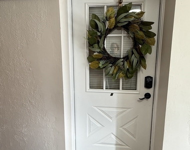6010 W Seminole Street - Photo Thumbnail 12