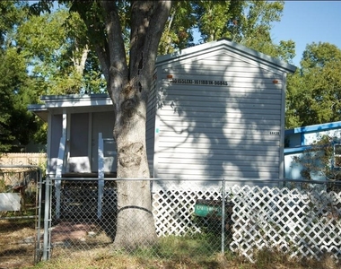 4443 6th Street Street - Photo Thumbnail 5