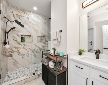 8420a Lanewood Drive - Photo Thumbnail 28