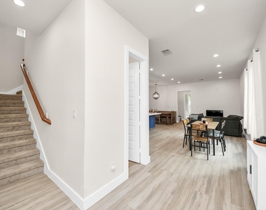 8420a Lanewood Drive - Photo Thumbnail 22