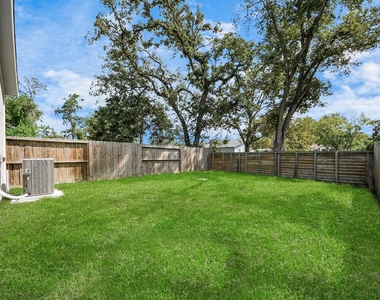 8420a Lanewood Drive - Photo Thumbnail 35