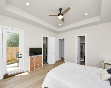 8420a Lanewood Drive - Photo Thumbnail 16
