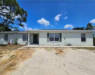 4916 Leonard Boulevard S - Photo Thumbnail 2