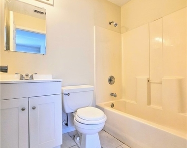 4916 Leonard Boulevard S - Photo Thumbnail 16