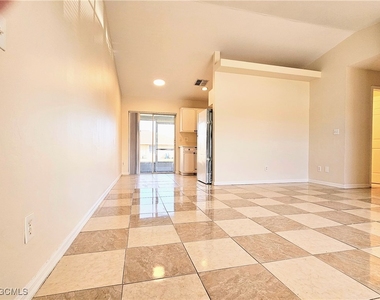 4916 Leonard Boulevard S - Photo Thumbnail 4