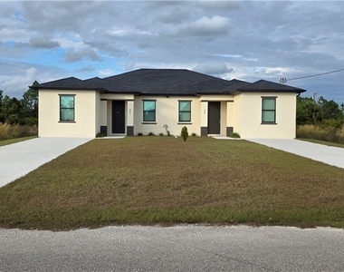 927 Chenault Street - Photo Thumbnail 2