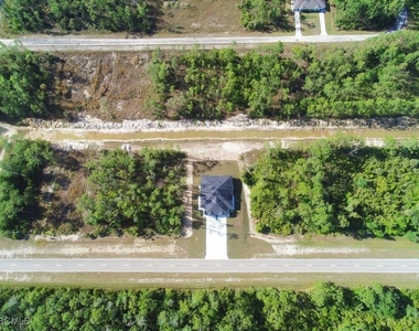 219 Greenbriar Boulevard - Photo Thumbnail 16