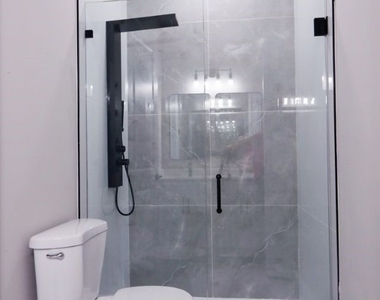 219 Greenbriar Boulevard - Photo Thumbnail 9