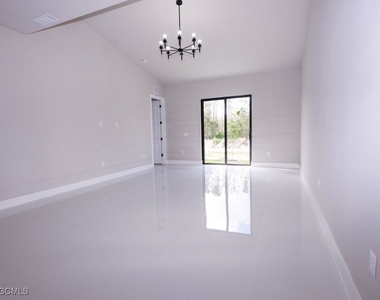 219 Greenbriar Boulevard - Photo Thumbnail 11
