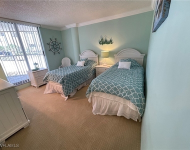 4041 Gulf Shore Boulevard N - Photo Thumbnail 9