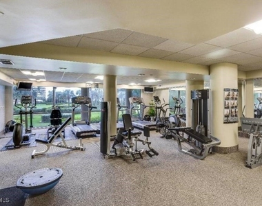 4041 Gulf Shore Boulevard N - Photo Thumbnail 10
