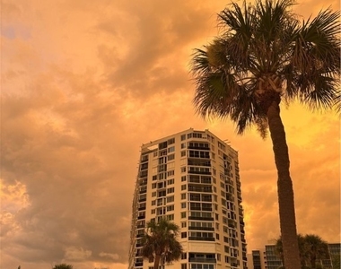 4041 Gulf Shore Boulevard N - Photo Thumbnail 2