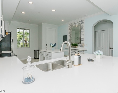 6058 National Boulevard - Photo Thumbnail 27