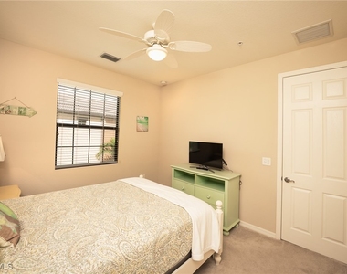 9054 Capistrano Street N - Photo Thumbnail 14