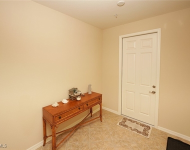 9054 Capistrano Street N - Photo Thumbnail 21