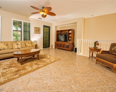 9054 Capistrano Street N - Photo Thumbnail 8