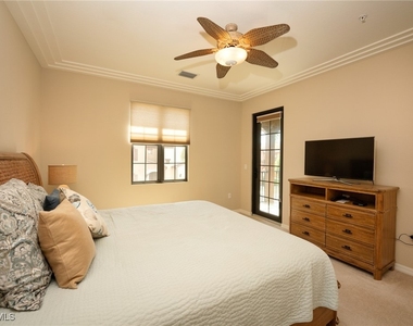 9054 Capistrano Street N - Photo Thumbnail 11