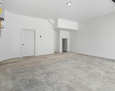 2924 El Fenice Lane - Photo Thumbnail 36