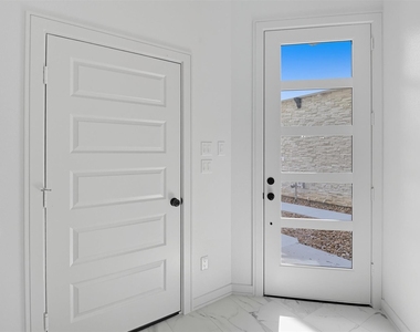 2924 El Fenice Lane - Photo Thumbnail 4