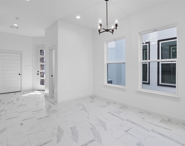 2924 El Fenice Lane - Photo Thumbnail 12