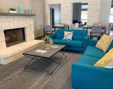 1297 W Loop 1604 N - Photo Thumbnail 9