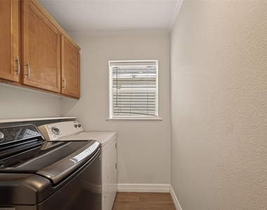 21415 Sweet Grass Lane - Photo Thumbnail 9