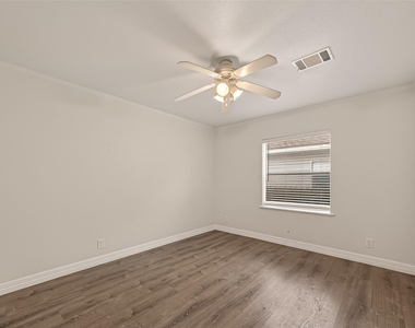 21415 Sweet Grass Lane - Photo Thumbnail 13