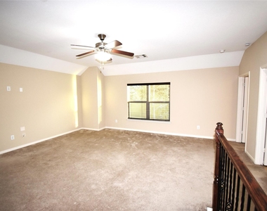 51 Greenprint Circle - Photo Thumbnail 27