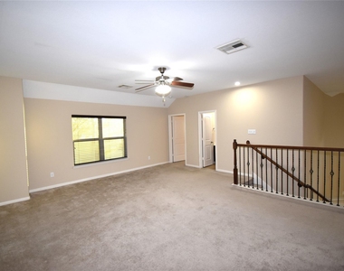 51 Greenprint Circle - Photo Thumbnail 26
