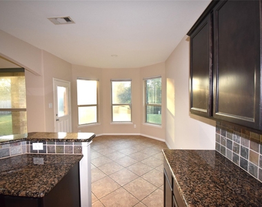 51 Greenprint Circle - Photo Thumbnail 9
