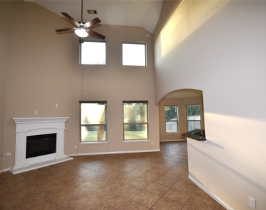 51 Greenprint Circle - Photo Thumbnail 6