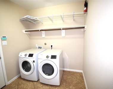 51 Greenprint Circle - Photo Thumbnail 17