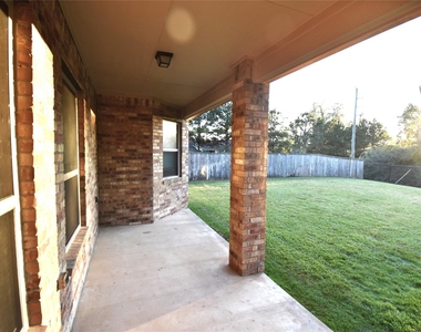51 Greenprint Circle - Photo Thumbnail 37