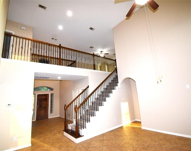 51 Greenprint Circle - Photo Thumbnail 3