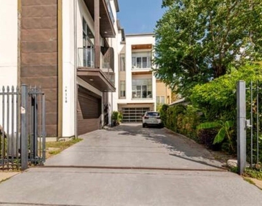 4118 Floyd Street - Photo Thumbnail 1