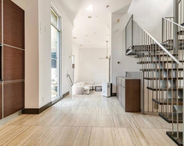 4118 Floyd Street - Photo Thumbnail 12