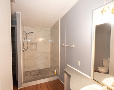 11804 Trickey Road - Photo Thumbnail 5