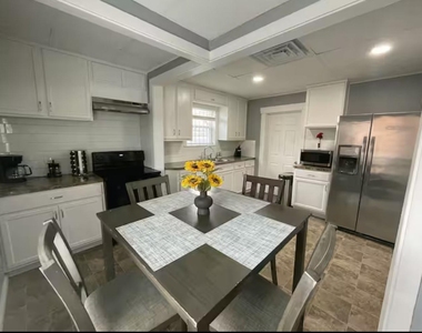 4201 Irvington Boulevard - Photo Thumbnail 6
