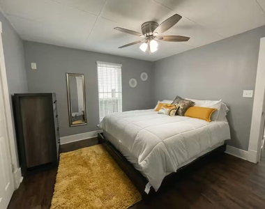 4201 Irvington Boulevard - Photo Thumbnail 9