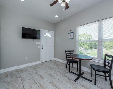 203 6th St - Photo Thumbnail 25