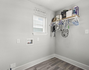 2109 New Jersey Street - Photo Thumbnail 13