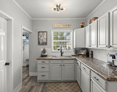 2109 New Jersey Street - Photo Thumbnail 12