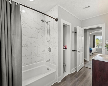 2109 New Jersey Street - Photo Thumbnail 21