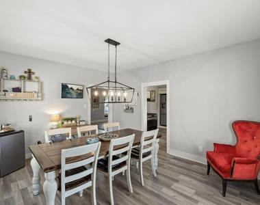 2109 New Jersey Street - Photo Thumbnail 8